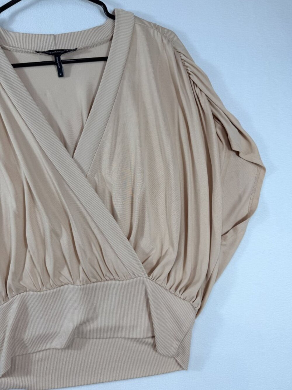 BCBGMAXAZRIA Women’s M Beige Surplice Dolman Sleeve Banded Hem Blouse - Picture 12 of 15
